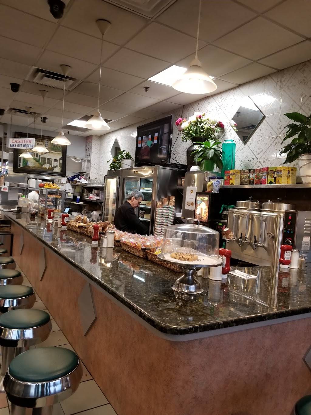 Uncle Bills Diner | restaurant | 3017 Stratton St, Flushing, NY 11354, USA | 7186611770 OR +1 718-661-1770