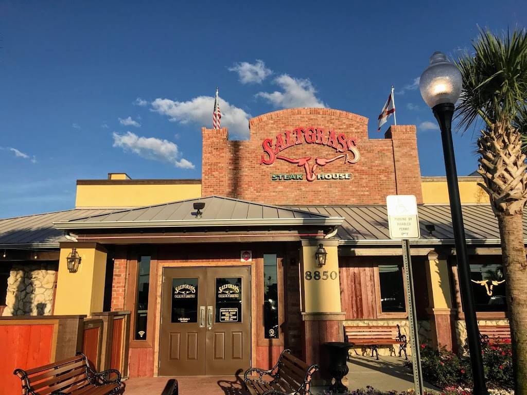Saltgrass Steak House | restaurant | 8850 Vineland Ave, Orlando, FL 32821, USA | 4075600440 OR +1 407-560-0440