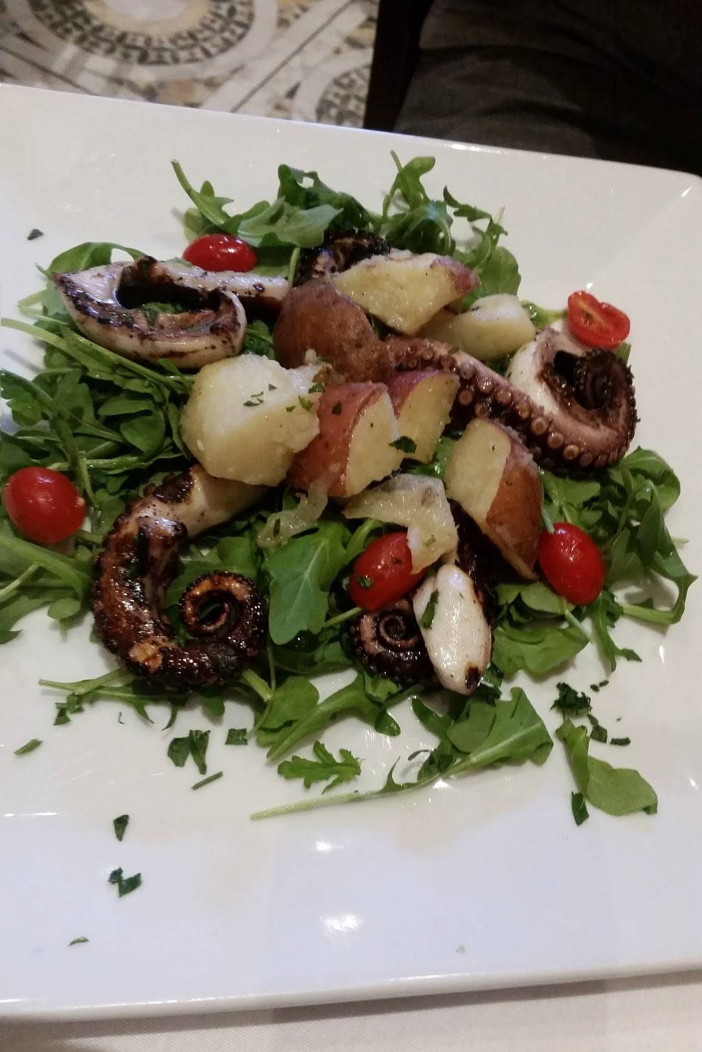 Tre Fontane | restaurant | 222 Avenue U, Brooklyn, NY 11223, USA | 7188727180 OR +1 718-872-7180