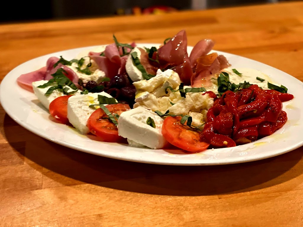 Mexi & Pizza Kendall | restaurant | 12388 SW 127th Ave, Miami, FL 33186, USA | 3052321091 OR +1 305-232-1091