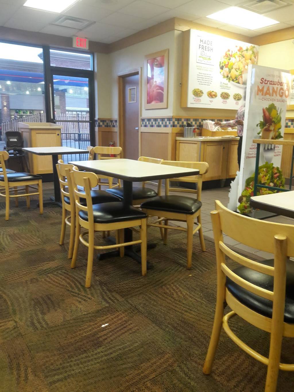 Wendys | restaurant | 744 E Main St, Rochester, NY 14605, USA | 5852325586 OR +1 585-232-5586