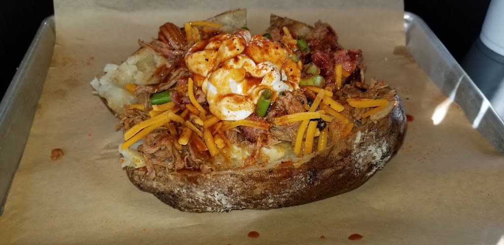 Robertson Smokehouse | restaurant | 215 W Central St, Warren, AR 71671, USA | 8702262271 OR +1 870-226-2271