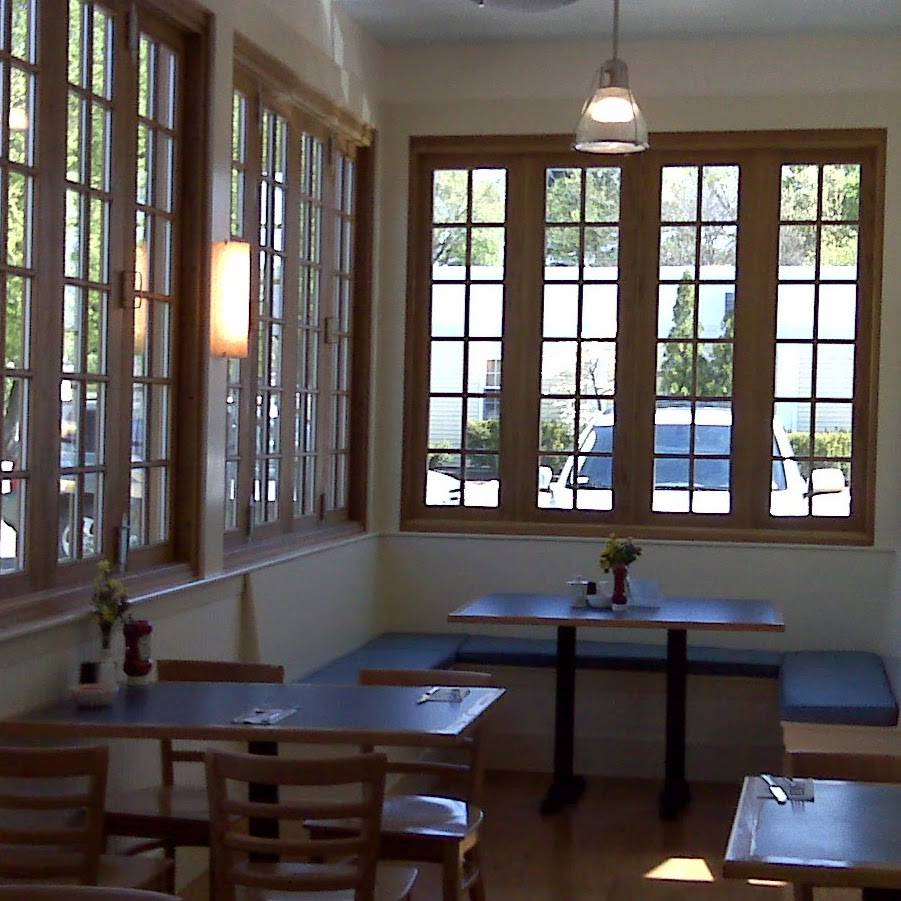 The Captains Table and TakeAway | restaurant | 279 Linden St, Wellesley, MA 02482, USA | 7812353737 OR +1 781-235-3737