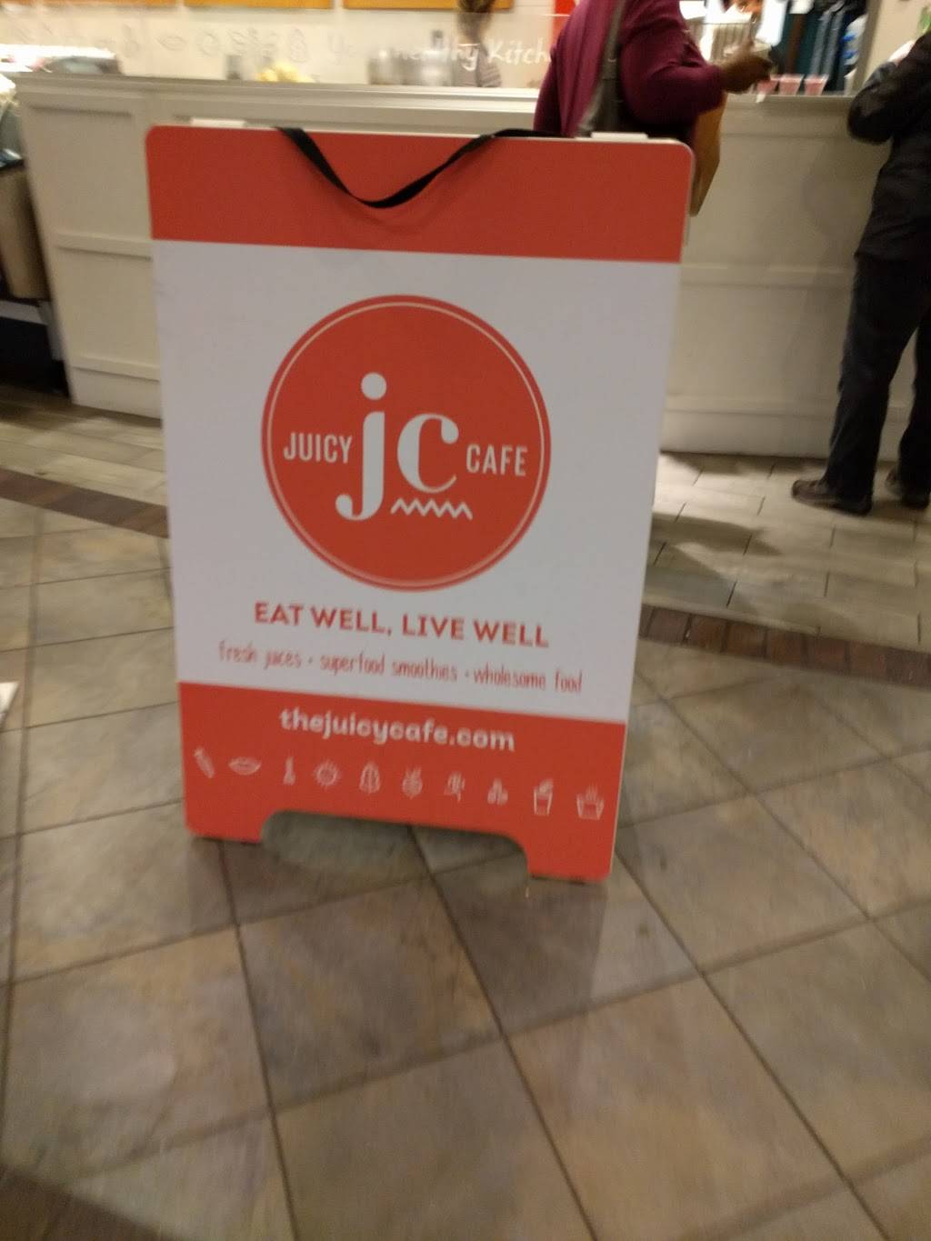 Juicy Café | restaurant | 701 5th Ave #201, Seattle, WA 98104, USA | 2066231440 OR +1 206-623-1440