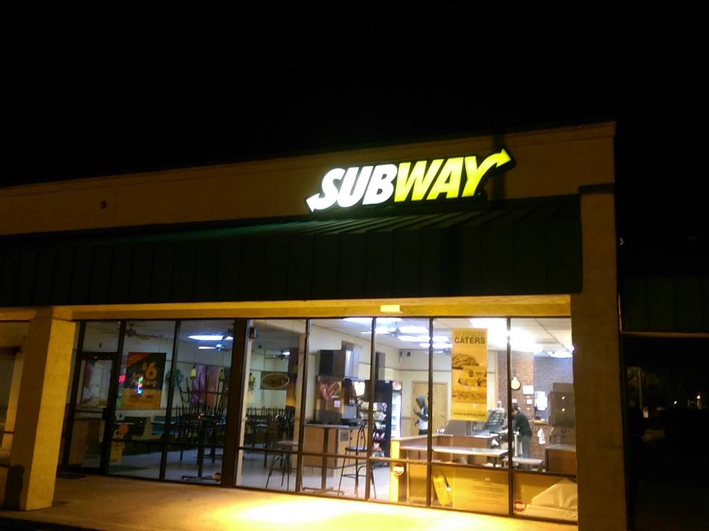 Subway | restaurant | 2000 McMillan Ave, North Charleston, SC 29405, USA | 8437475519 OR +1 843-747-5519