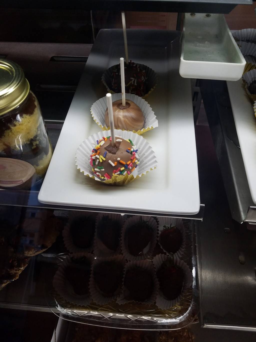 Steves Pizza | restaurant | 7242 W Touhy Ave, Chicago, IL 60631, USA | 7737742676 OR +1 773-774-2676