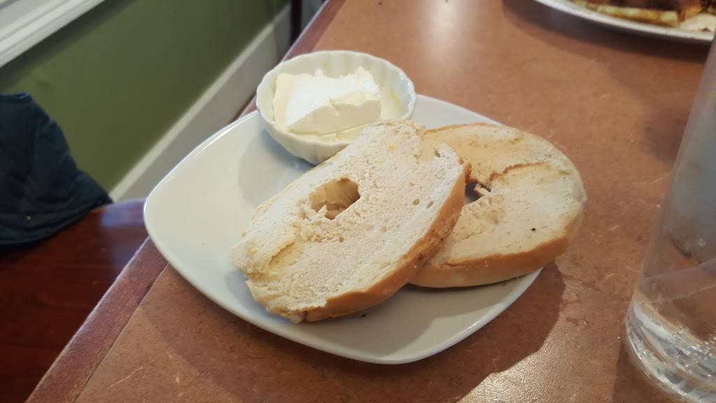 Green Apple Café | cafe | 57 Water St, North Andover, MA 01845, USA | 9789655102 OR +1 978-965-5102