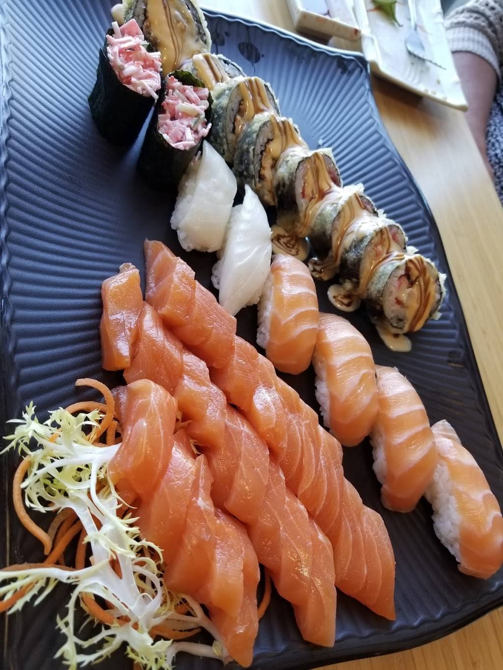 Sushi Matsu | restaurant | 2485 Boulevard Casavant O, Saint-Hyacinthe, QC J2S 7E5, Canada | 4507683955 OR +1 450-768-3955