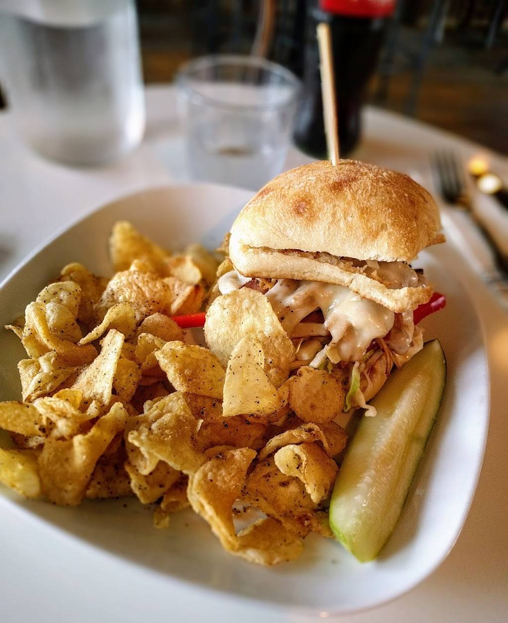 The Winchester | restaurant | 648 Wealthy St SE, Grand Rapids, MI 49503, USA | 6164514969 OR +1 616-451-4969