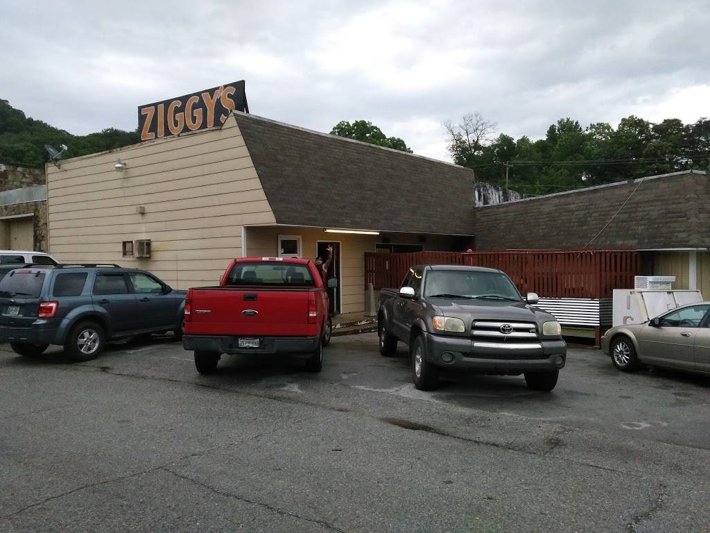 Ziggys | restaurant | 607 Cherokee Blvd, Chattanooga, TN 37405, USA | 4232658711 OR +1 423-265-8711