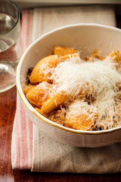 Fiorella Pasta | restaurant | 817 Christian St, Philadelphia, PA 19147, USA | 2153059222 OR +1 215-305-9222