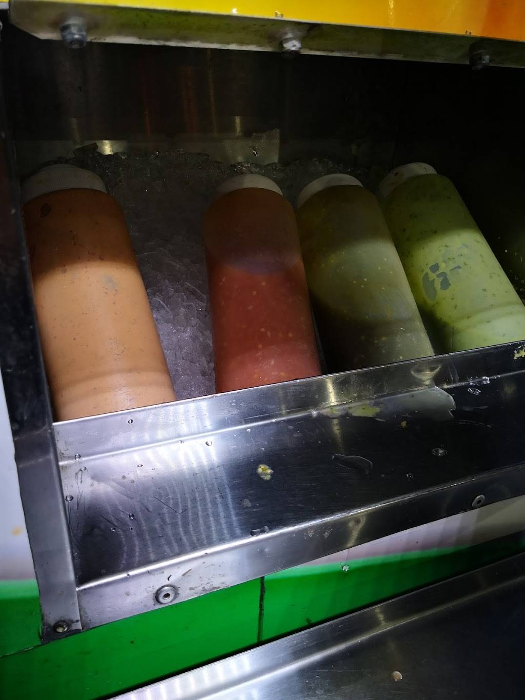 Taqueria Tarasco | restaurant | 1017-1049 Lakehaven Dr, Sunnyvale, CA 94089, USA | 4083731330 OR +1 408-373-1330