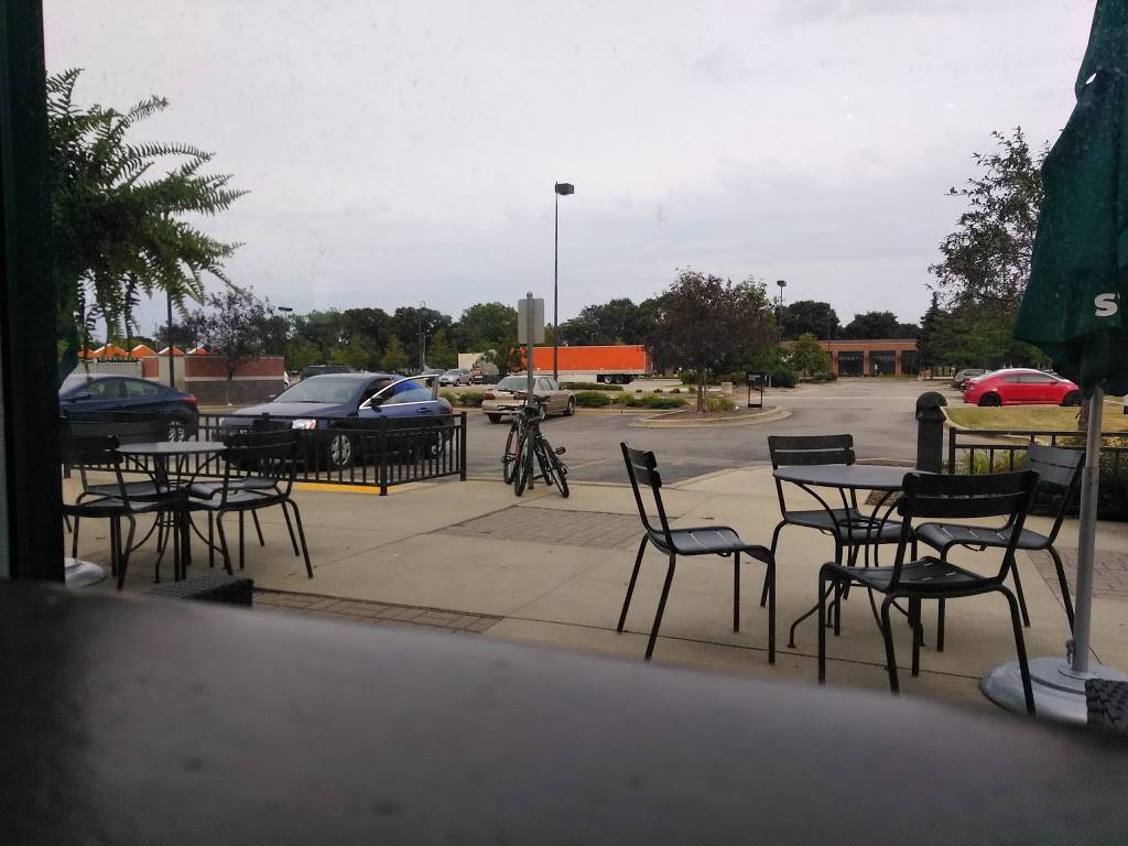 Starbucks | cafe | 140 W Holt Ave, Milwaukee, WI 53207, USA | 4144890846 OR +1 414-489-0846