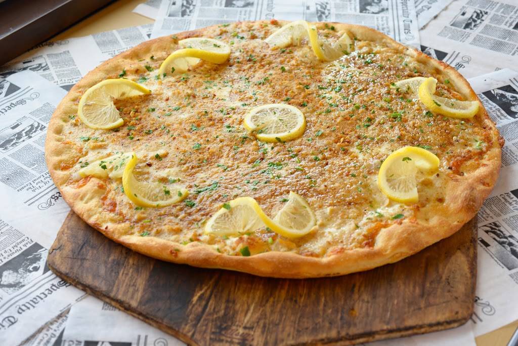 Ginos of Ronkonkoma | restaurant | 214 Portion Rd, Ronkonkoma, NY 11779, USA | 6315889874 OR +1 631-588-9874