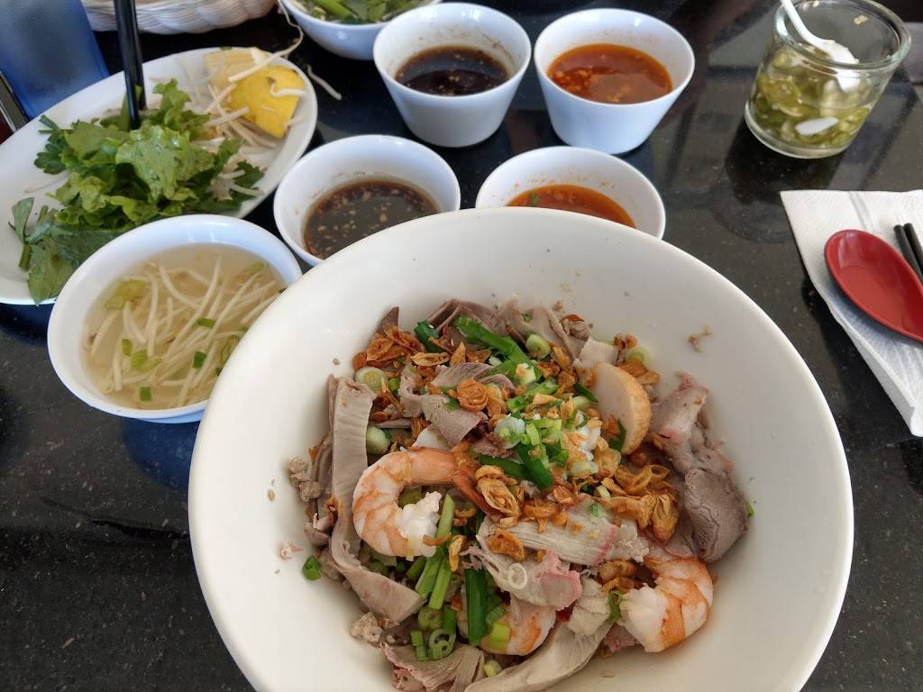 Pho King | restaurant | 4658 El Cajon Blvd, San Diego, CA 92115, USA | 6192851111 OR +1 619-285-1111