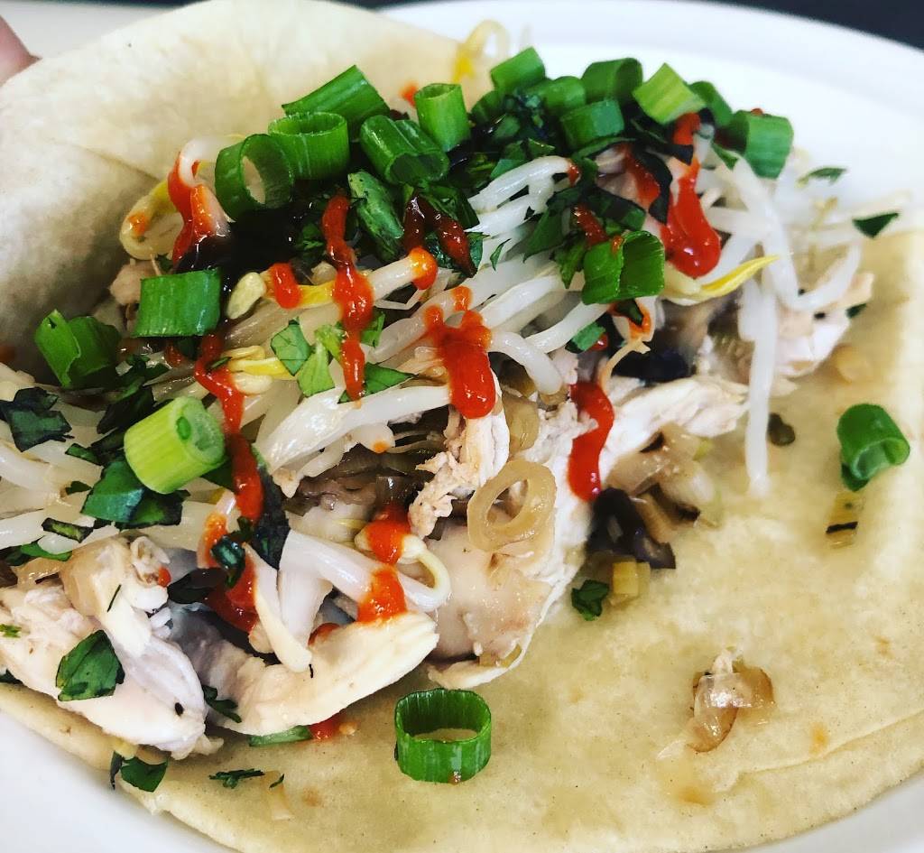 20Pho7Austin | restaurant | 601 W Live Oak St, Austin, TX 78704, USA | 5126455400 OR +1 512-645-5400