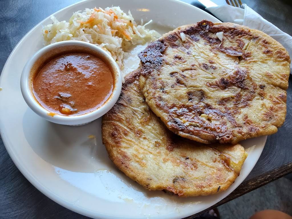 BAHA Mexican Restaurant | restaurant | 2 Mill St, Natick, MA 01760, USA | 5086552242 OR +1 508-655-2242