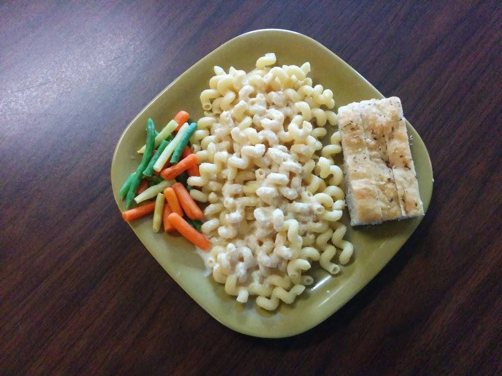 Pizza Plus | restaurant | 5601 109th Ave, Pullman, MI 49450, USA | 2692365590 OR +1 269-236-5590