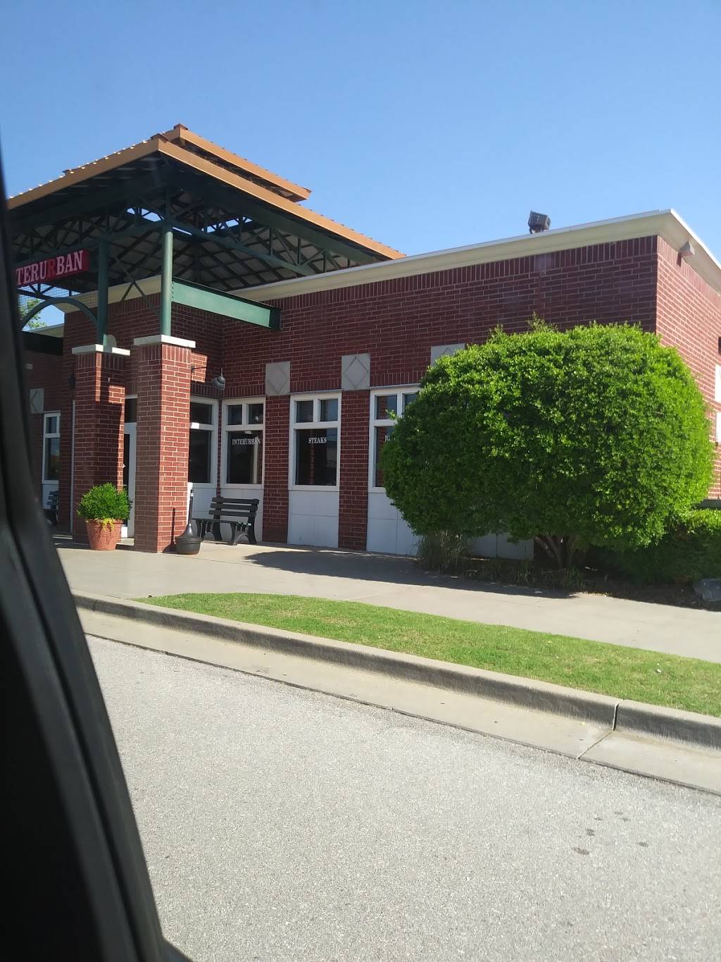Interurban | restaurant | 11316 W Reno Ave, Yukon, OK 73099, USA | 4053248362 OR +1 405-324-8362