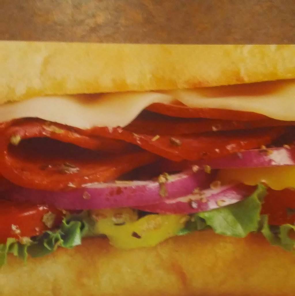 Subway Restaurants | restaurant | 1400 E 53rd St A, Chicago, IL 60615, USA | 7732888400 OR +1 773-288-8400