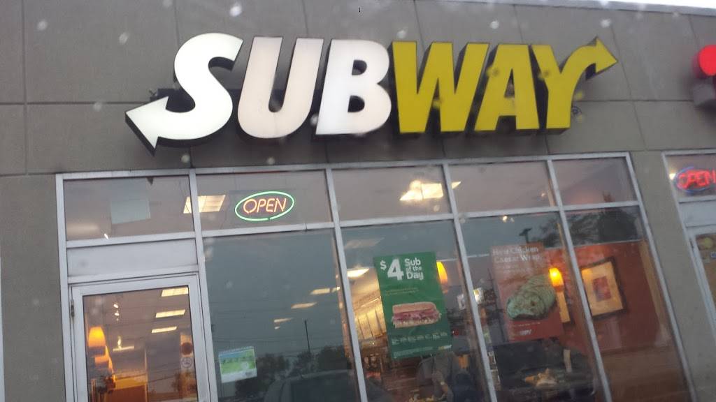 Subway | meal takeaway | 11500 Tecumseh Rd E #30, Windsor, ON N8N 2L1, Canada | 5199795060 OR +1 519-979-5060