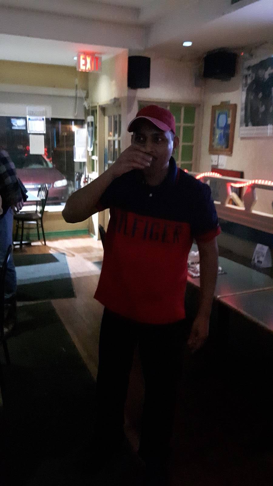 Dannys Family Restaurant & Bar | restaurant | 155 Morningside Ave, Scarborough, ON M1E 3C8, Canada | 4162841100 OR +1 416-284-1100