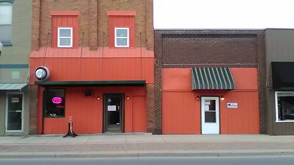 Hideout Restaurant & Lounge | restaurant | 9110 W Smith St, Yorktown, IN 47396, USA | 7657597989 OR +1 765-759-7989