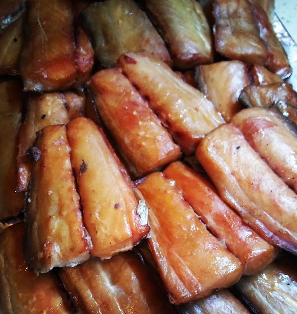 Mrs Peters Smoke House | restaurant | 1500 NE Dixie Hwy, Jensen Beach, FL 34957, USA | 7723342184 OR +1 772-334-2184