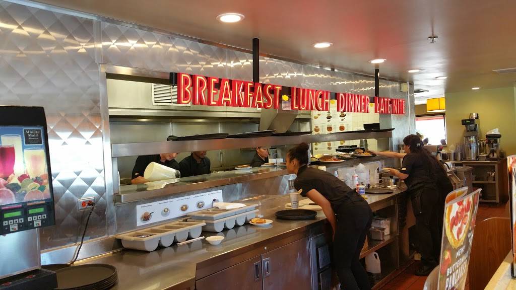 Dennys | restaurant | 1994 W Baseline Rd, Tempe, AZ 85283, USA | 6024311818 OR +1 602-431-1818