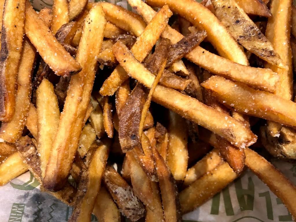 Wingstop | restaurant | 21134 US-281, San Antonio, TX 78258, USA | 2104949464 OR +1 210-494-9464