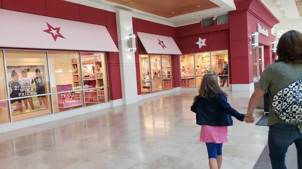 American Girl Charlotte | restaurant | 4400 Sharon Rd, Charlotte, NC 28211, USA | 8772475223 OR +1 877-247-5223