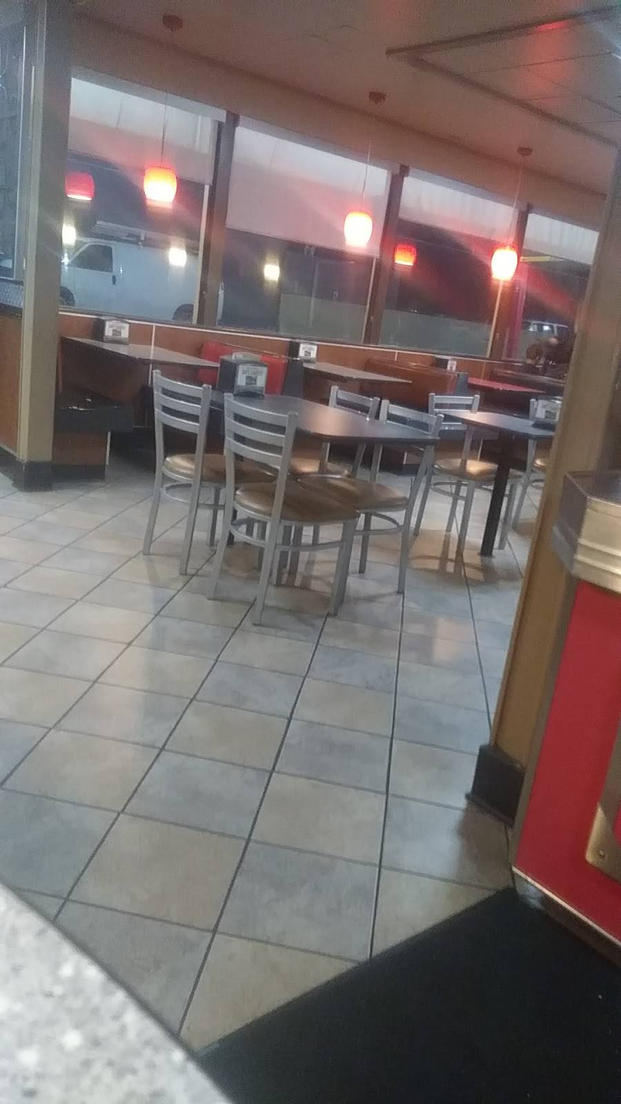 Carls Jr. | restaurant | 18756 Sherman Way, Reseda, CA 91335, USA | 8188818775 OR +1 818-881-8775