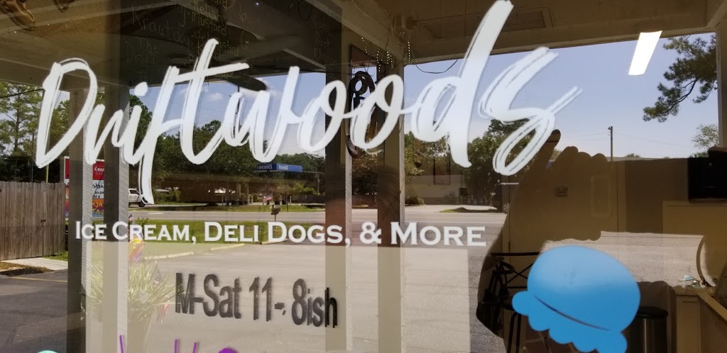 Driftwoods Ice Cream & Deli Dog | restaurant | 2104 E 2nd St, Gulf Shores, AL 36542, USA | 2516009280 OR +1 251-600-9280