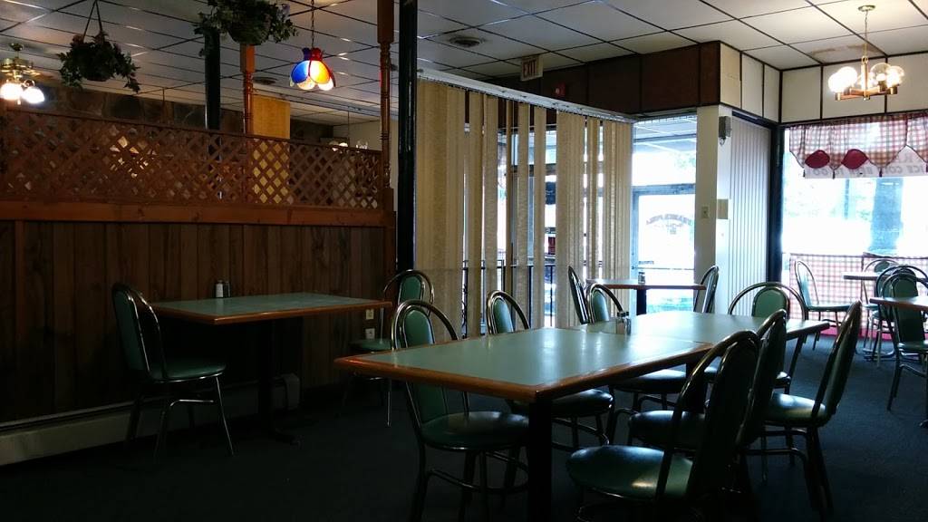 Franks Pizza | restaurant | 4 W Main St, Waynesboro, PA 17268, USA | 7177621129 OR +1 717-762-1129