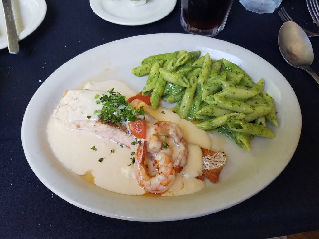 Giuseppe’s Italian Restaurant | restaurant | 6921, 821 N Locust St, Denton, TX 76201, USA | 9403812712 OR +1 940-381-2712