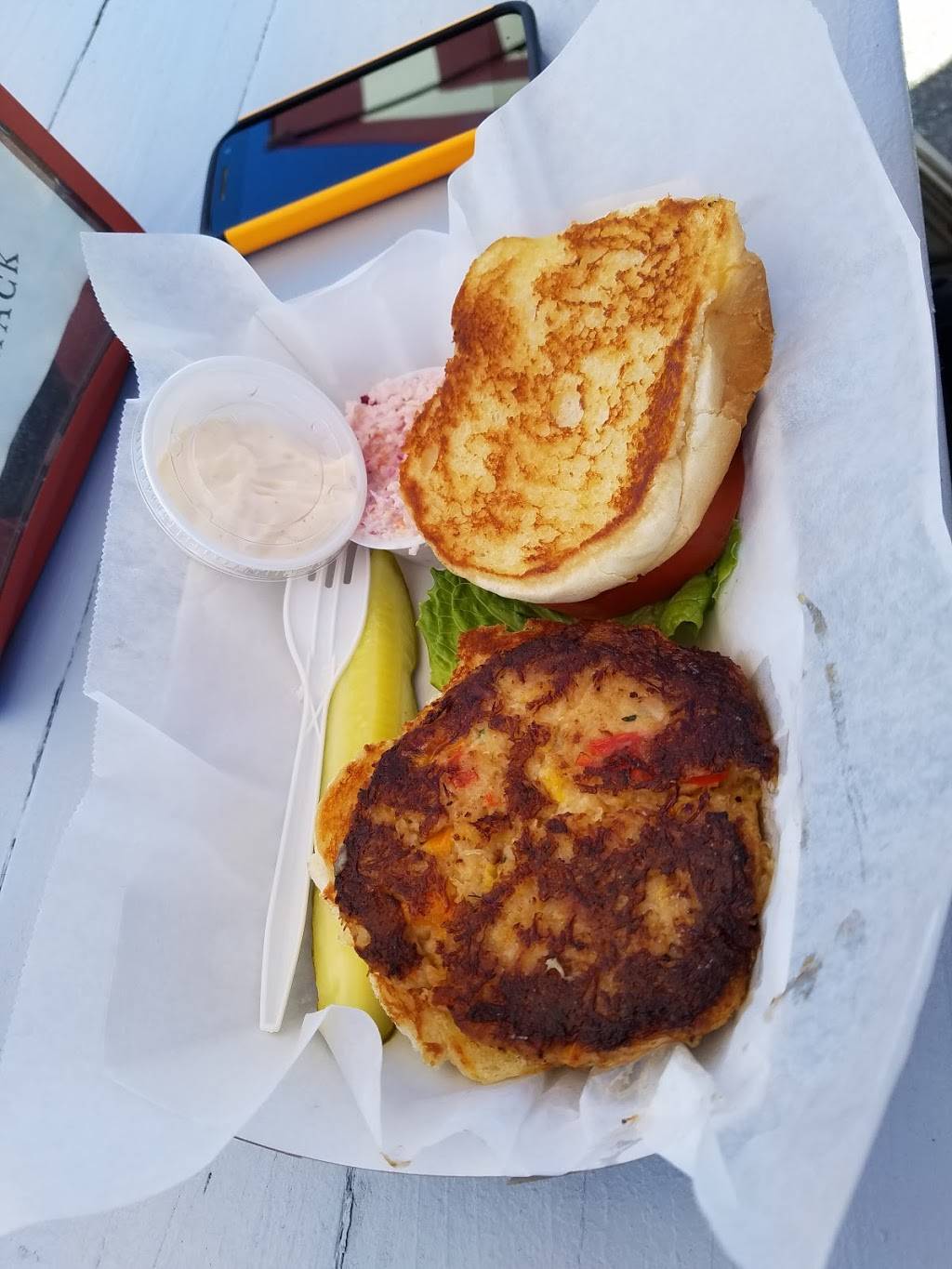 McLoons Lobster Shack | restaurant | 315 Island Rd, South Thomaston, ME 04858, USA | 2075931382 OR +1 207-593-1382