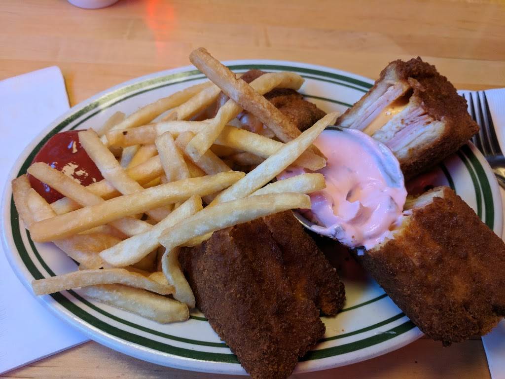 Grandmas Saloon & Grill Canal Park | restaurant | 522 S Lake Ave, Duluth, MN 55802, USA | 2187274192 OR +1 218-727-4192