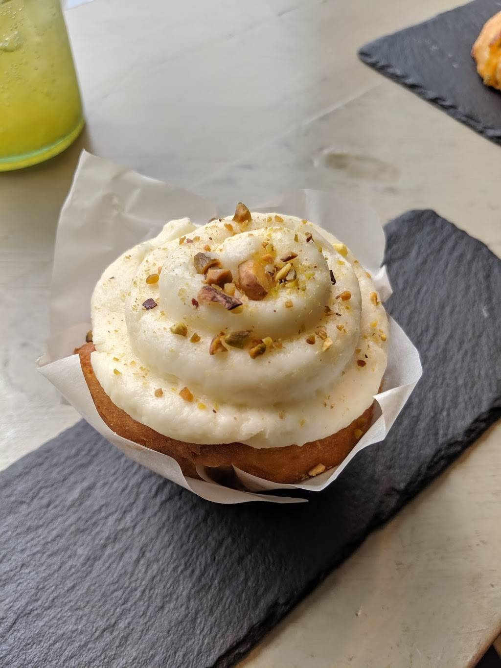 Coastal Fog | restaurant | 330 Evans St, Greenville, NC 27858, USA | 2523472632 OR +1 252-347-2632