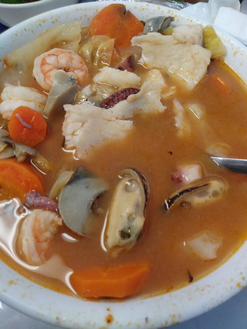 Mariscos Culiacan | restaurant | 5821 N 67th Ave #101, Glendale, AZ 85301, USA | 6238474664 OR +1 623-847-4664