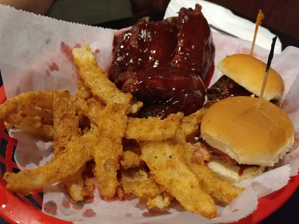 The Station House 81 | restaurant | 11 Front St, Commercial Point, OH 43116, USA | 6148770000 OR +1 614-877-0000