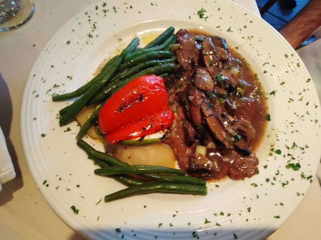 Ristorante Il Cenone | restaurant | 6419 Boul Gouin O, Montréal, QC H4K 1A9, Canada | 5143315344 OR +1 514-331-5344