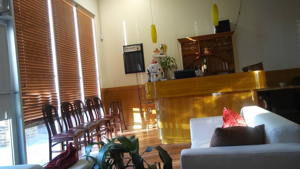 Wok & Roll | restaurant | 425 Avalon Park S Blvd, Orlando, FL 32828, USA | 4077370399 OR +1 407-737-0399