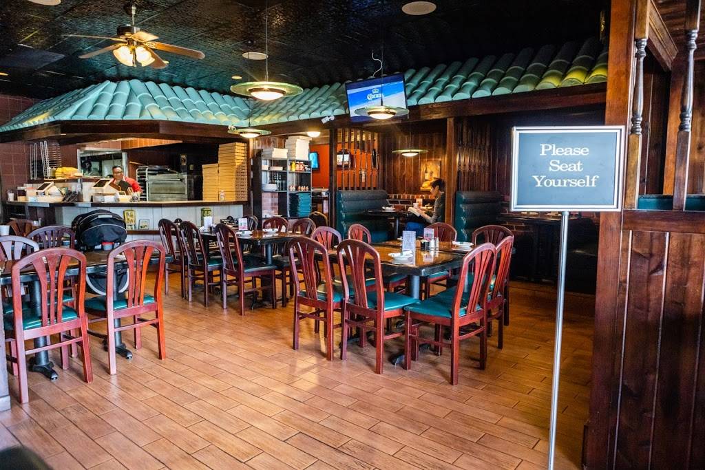 Lombardis Italian Restaurant & Tavern | restaurant | 11130 W Oakland Park Blvd, Sunrise, FL 33351, USA | 9547415071 OR +1 954-741-5071