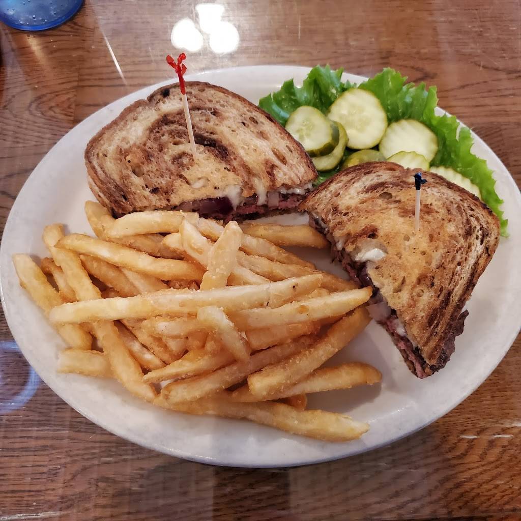 Mavericks Grille | night club | 15 E Agate Ave, Granby, CO 80446, USA | 9708879000 OR +1 970-887-9000