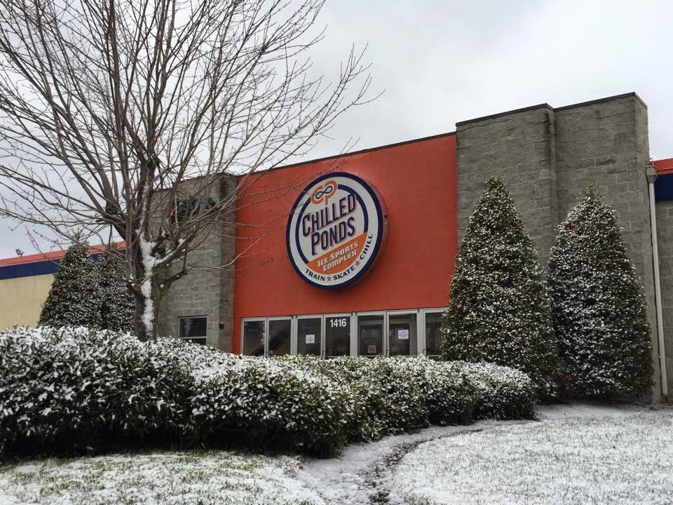 Chilled Ponds | restaurant | 1416 Stephanie Way, Chesapeake, VA 23320, USA | 7574204488 OR +1 757-420-4488