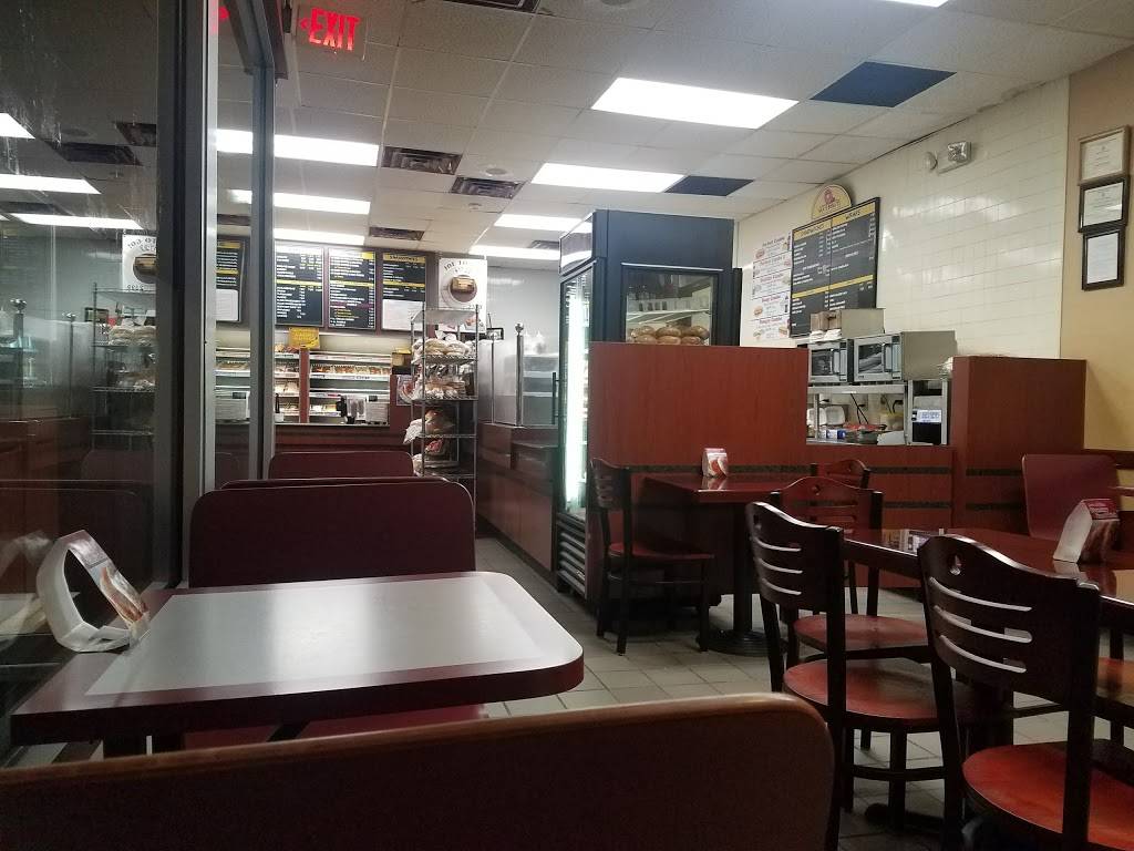 Mas Donuts & More | bakery | 78 W Main Rd, Middletown, RI 02842, USA | 4018415750 OR +1 401-841-5750