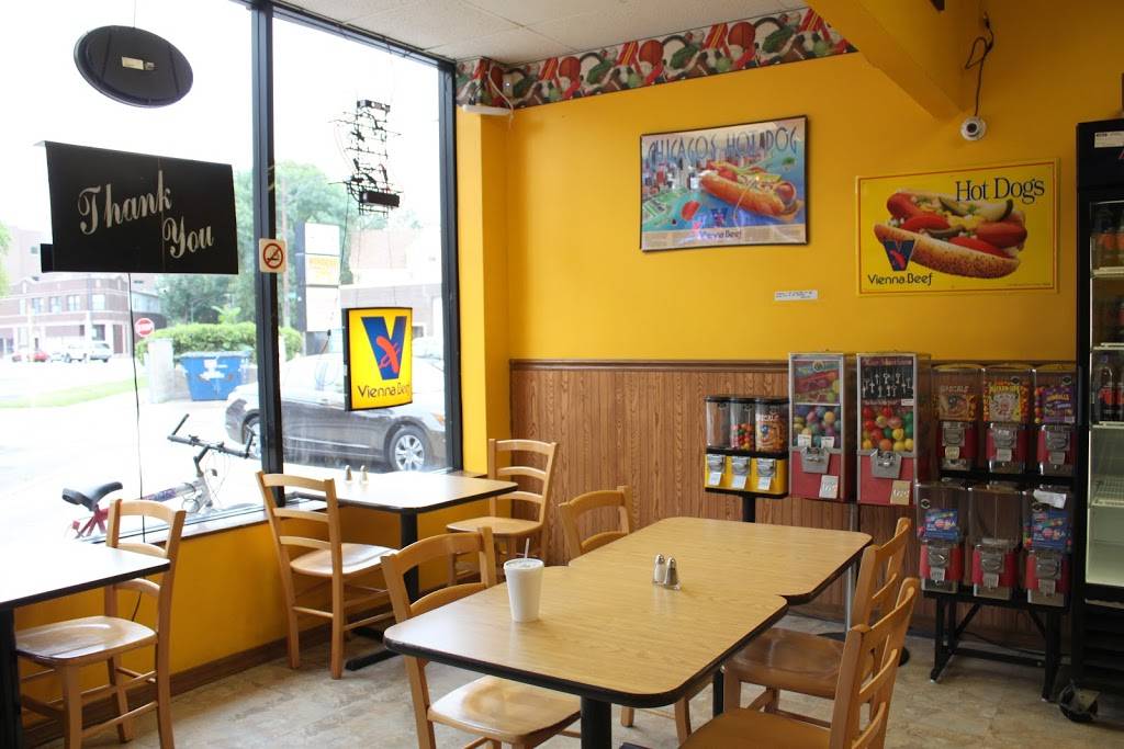 Munchies Gyros & Pizza | restaurant | 3682 N Elston Ave, Chicago, IL 60618, USA | 7735837882 OR +1 773-583-7882