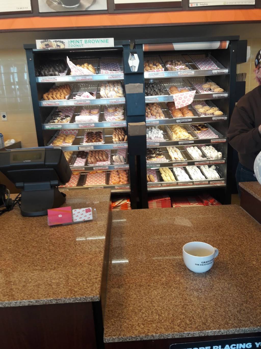 Dunkin | bakery | 809 High St, Wadsworth, OH 44281, USA | 3303362500 OR +1 330-336-2500