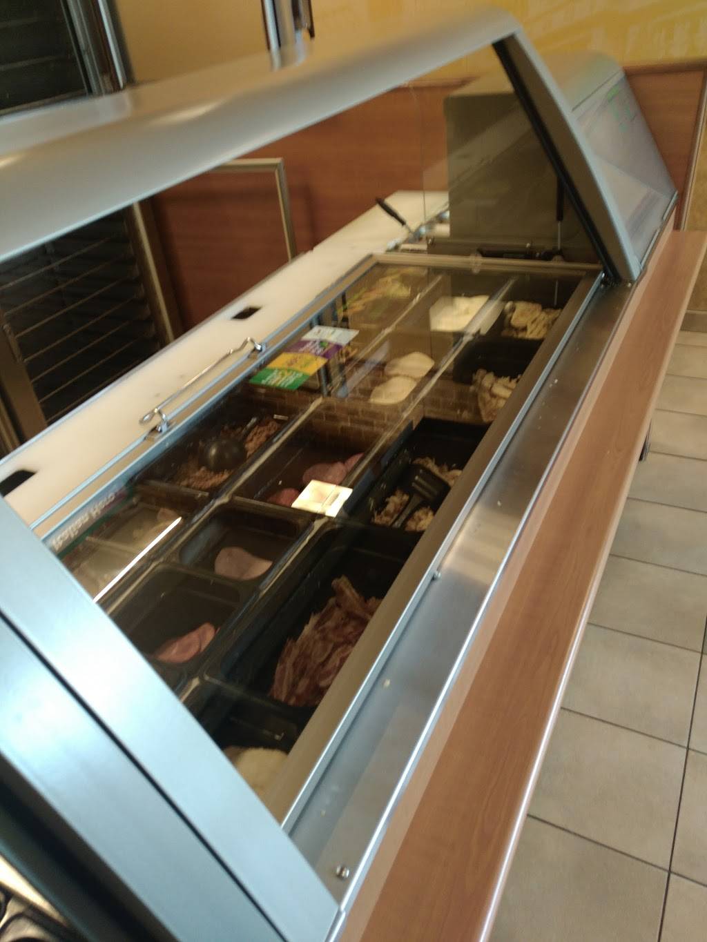 Subway Restaurants | restaurant | 2350 Nesconset Hwy, Stony Brook, NY 11790, USA | 6316752515 OR +1 631-675-2515