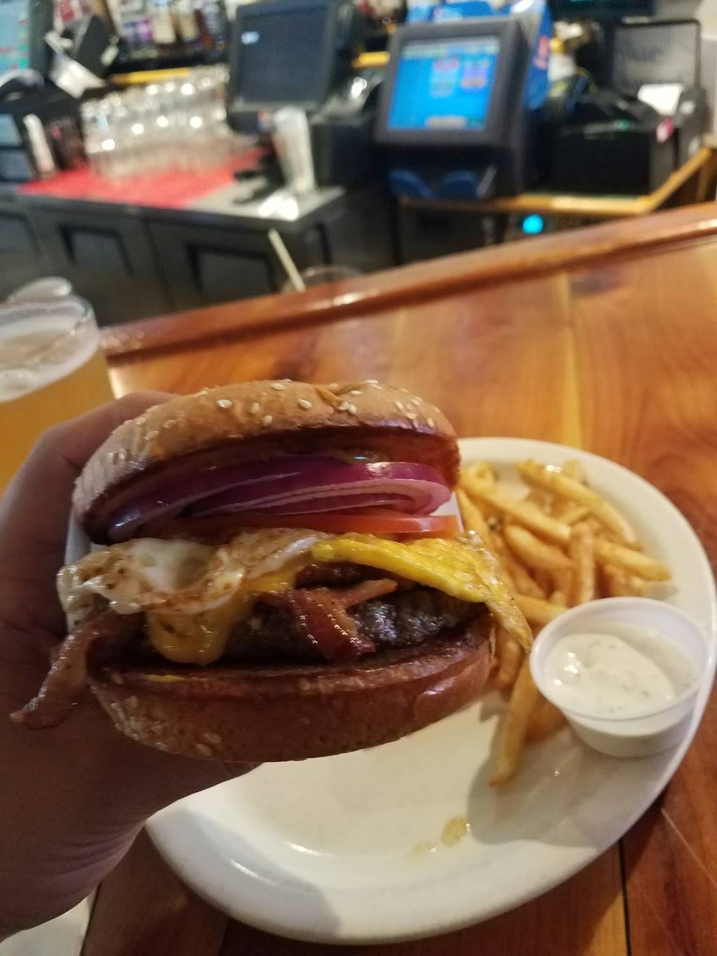 Blue Diamond Pool Grill | restaurant | 3330 Commercial St SE, Salem, OR 97302, USA | 5033858770 OR +1 503-385-8770